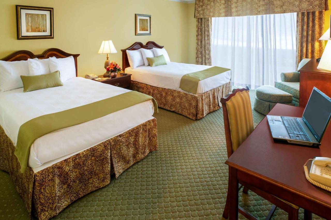 Clarion Hotel & Suites Convention Center Fredericksburg Zewnętrze zdjęcie
