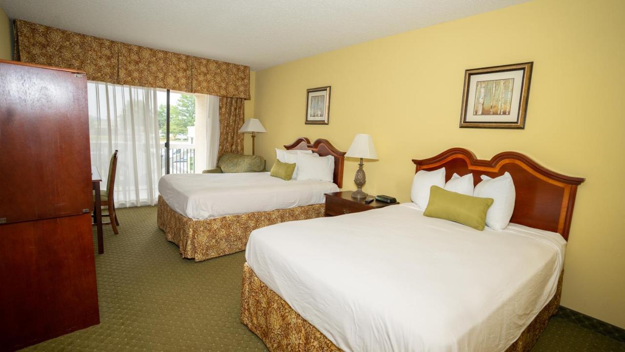 Clarion Hotel & Suites Convention Center Fredericksburg Zewnętrze zdjęcie