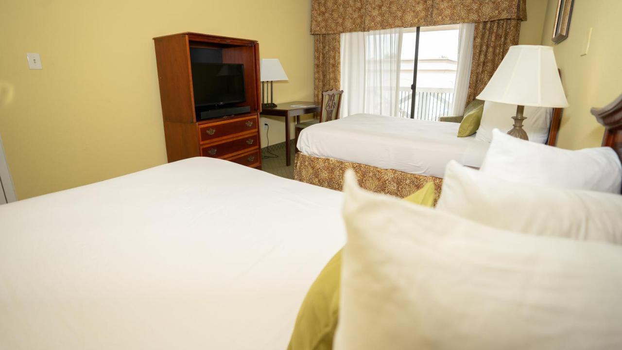 Clarion Hotel & Suites Convention Center Fredericksburg Zewnętrze zdjęcie